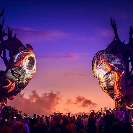 Oshom Bali At Nuanu Creative City Tanah Lot Buitenkant foto