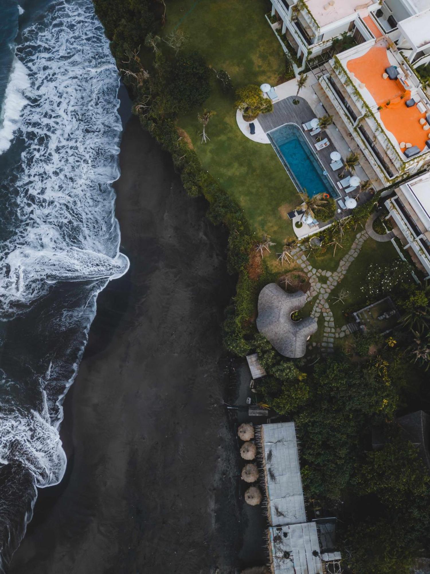Oshom Bali At Nuanu Creative City Tanah Lot Buitenkant foto